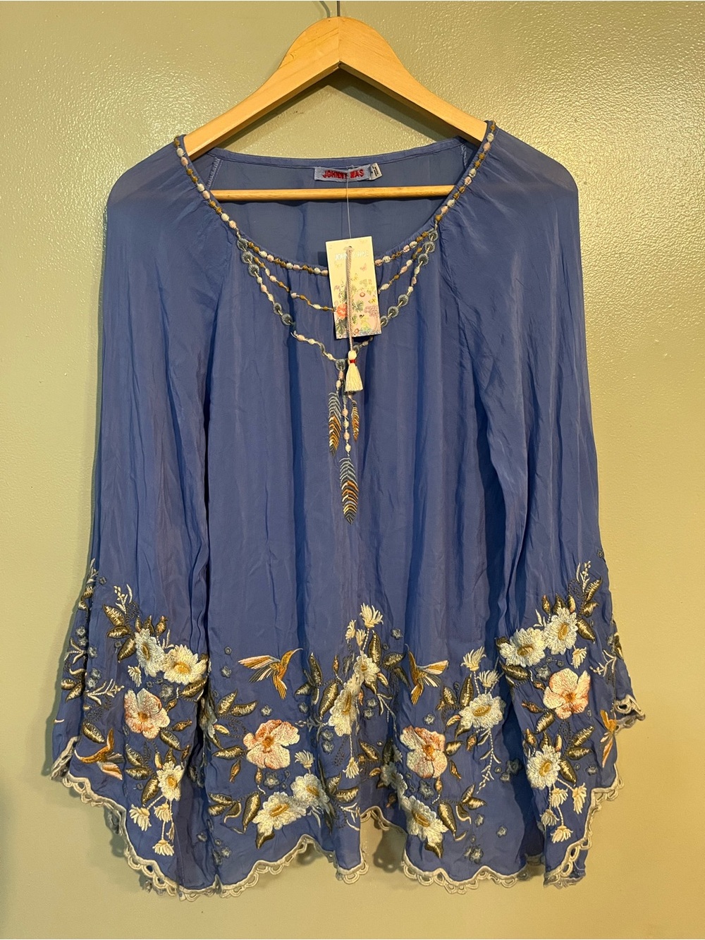 Johnny Was Indina  Blue Embroidered Floral Bell-Sleeve Tunic Blouse S NWT